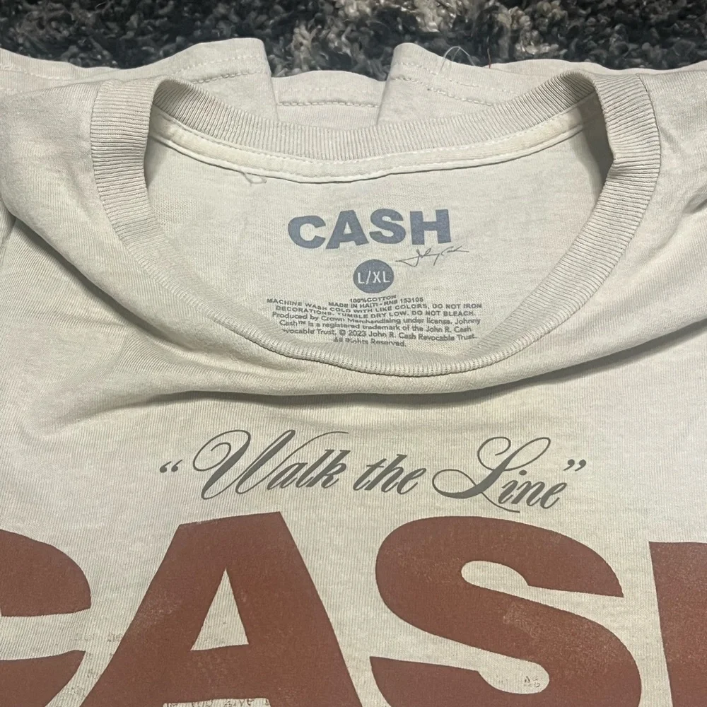 Johnny Cash I Walk The Line Urban Outfitters Oversized L/XL T-Shirt - Picture 4 of 4